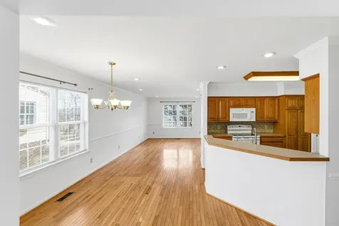 620 Mason Street Dayton VA 22821