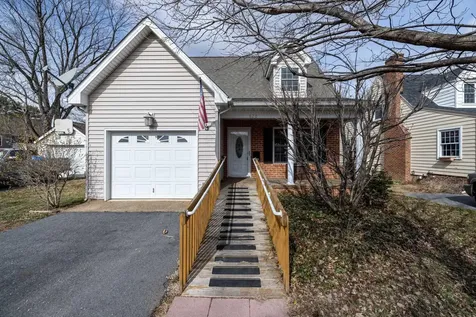 620 Mason Street Dayton VA 22821