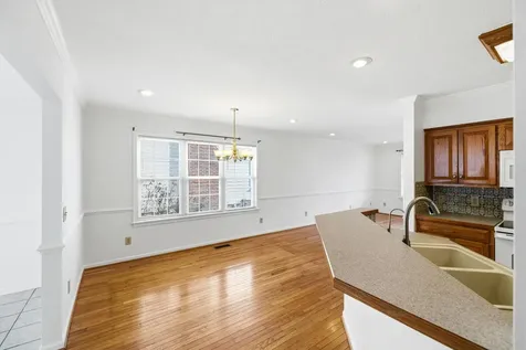 620 Mason Street Dayton VA 22821