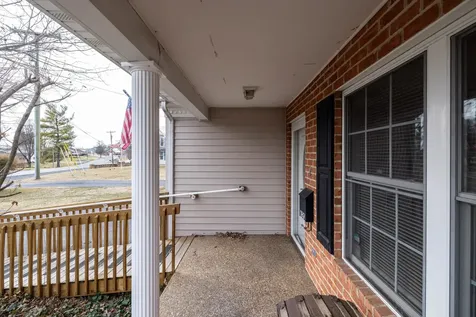 620 Mason Street Dayton VA 22821