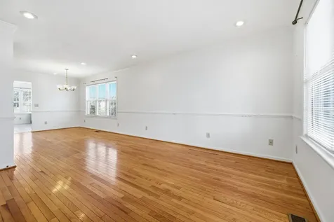 620 Mason Street Dayton VA 22821