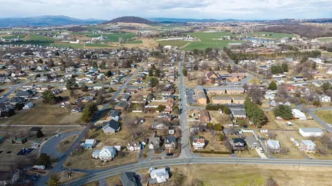 620 Mason Street Dayton VA 22821