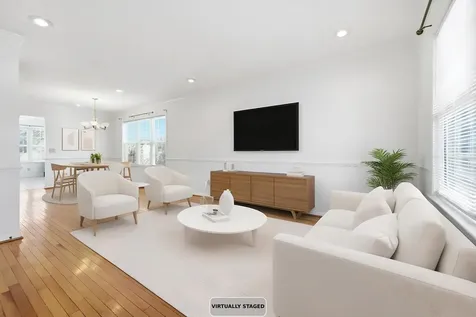 620 Mason Street Dayton VA 22821