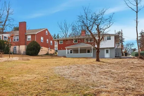 11 Partlow Street Staunton VA 24401