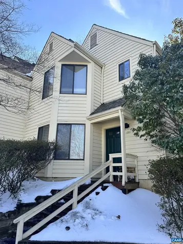 1209 Chatham Ridge Charlottesville VA 22901