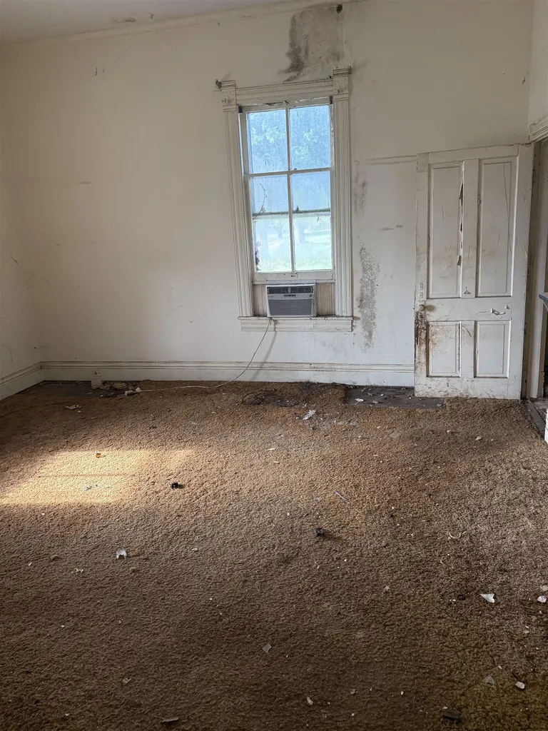 2374 Maple Avenue Buena Vista VA 24416