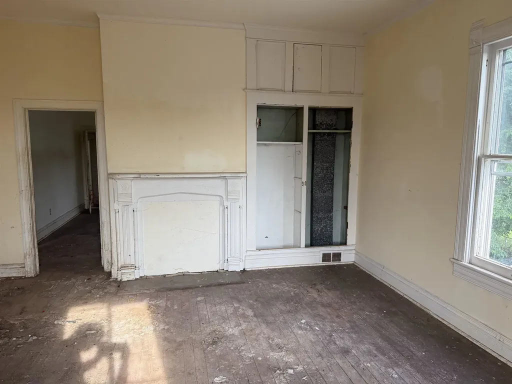 2374 Maple Avenue Buena Vista VA 24416