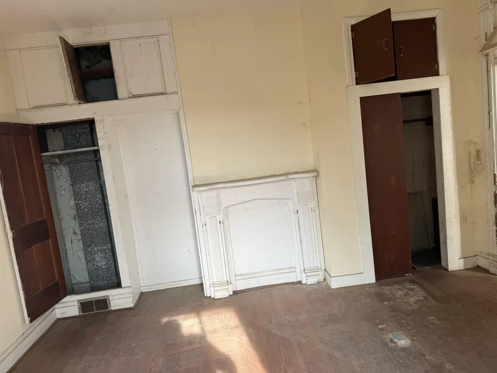 2374 Maple Avenue Buena Vista VA 24416