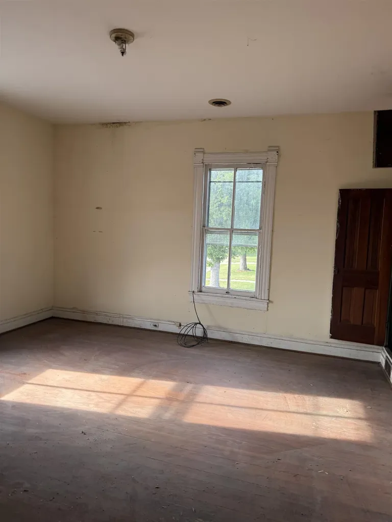 2374 Maple Avenue Buena Vista VA 24416