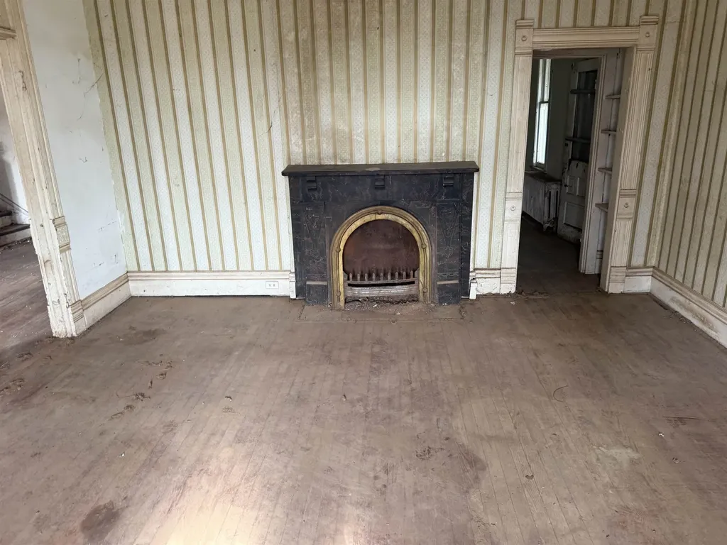 2374 Maple Avenue Buena Vista VA 24416