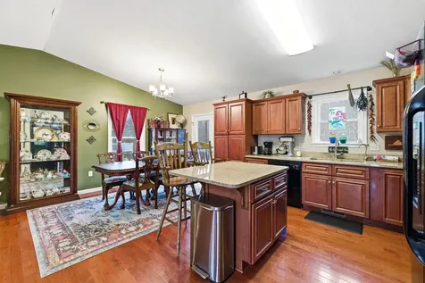 1430 Mandolin Avenue Grottoes VA 24441