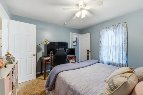 1430 Mandolin Avenue Grottoes VA 24441