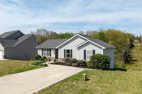 1430 Mandolin Avenue Grottoes VA 24441