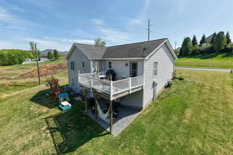 1430 Mandolin Avenue Grottoes VA 24441