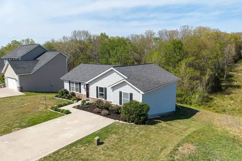 1430 Mandolin Avenue Grottoes VA 24441