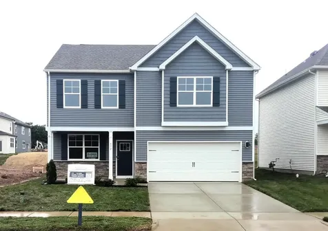 572 Summercrest Avenue Waynesboro VA 22980