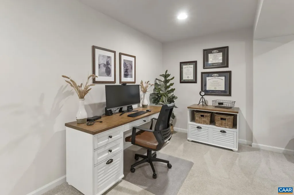 1490 Wickham Pond Drive Charlottesville VA 22901