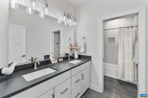 1805 Fowler Street Charlottesville VA 22901