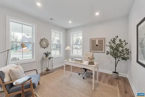 1805 Fowler Street Charlottesville VA 22901