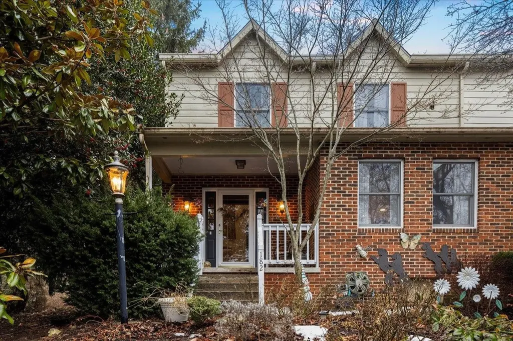 Harrisonburg VA, 182 Emerald Drive