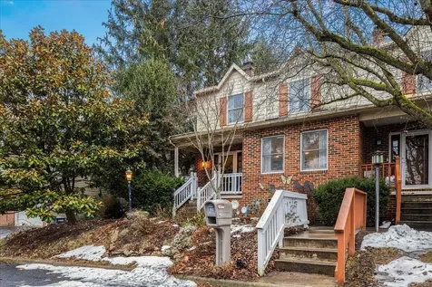 182 Emerald Drive Harrisonburg VA 22801