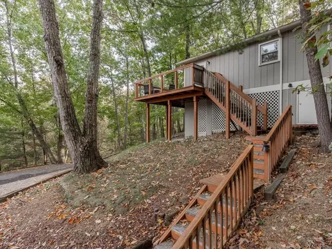 147 Cub Lane Mcgaheysville VA 22840