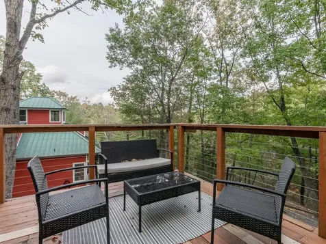 147 Cub Lane Mcgaheysville VA 22840