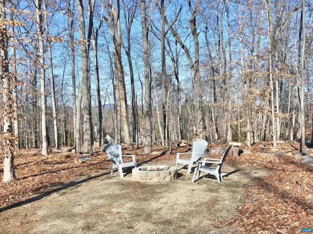 2395 Beaverdam Road Keswick VA 22947