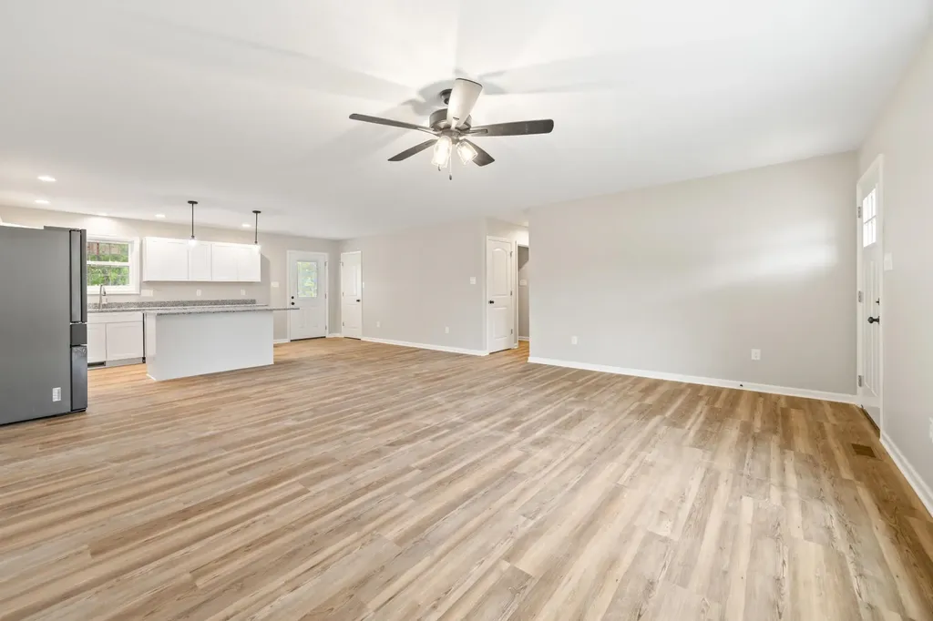 201 Creek Valley Drive Basye VA 22810