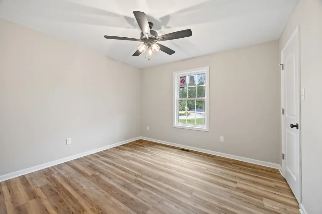 201 Creek Valley Drive Basye VA 22810