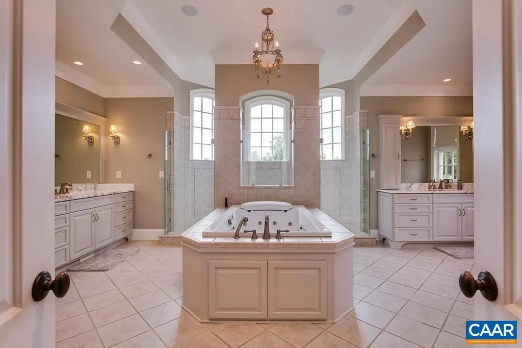 4123 Fairway Drive Keswick VA 22947