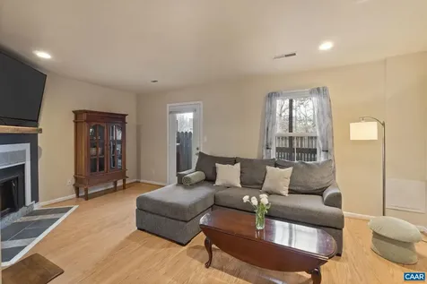 782 Merion Greene Charlottesville VA 22901