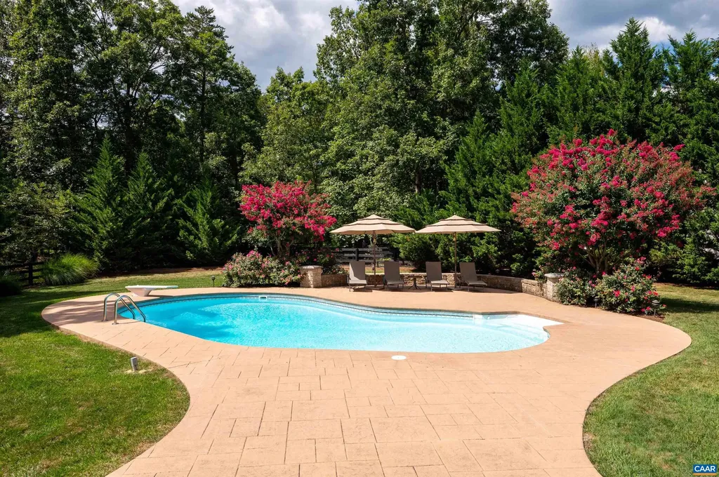 3605 Turnbridge Lane Keswick VA 22947