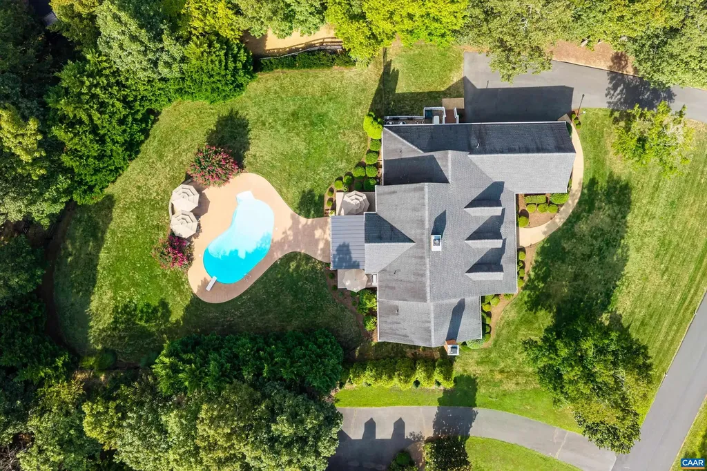 3605 Turnbridge Lane Keswick VA 22947