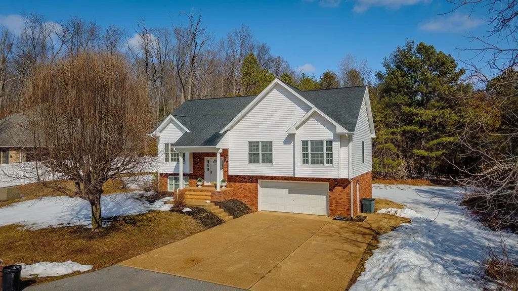 104 Persimmon Street S Elkton VA 22827