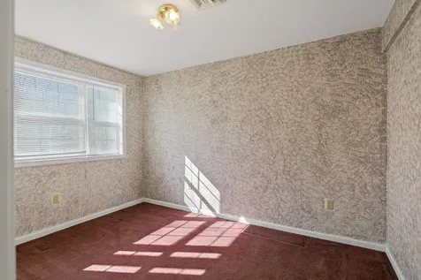 104 Persimmon Street S Elkton VA 22827