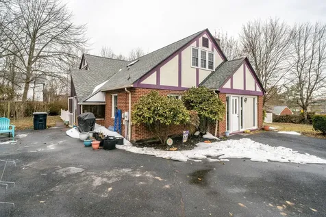 200 Monument Avenue Harrisonburg VA 22801