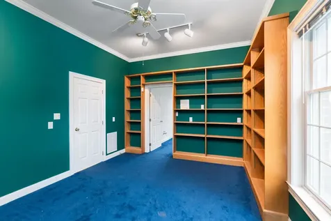 3 Walnut Valley Lane Weyers Cave VA 24486