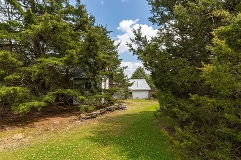 3 Walnut Valley Lane Weyers Cave VA 24486