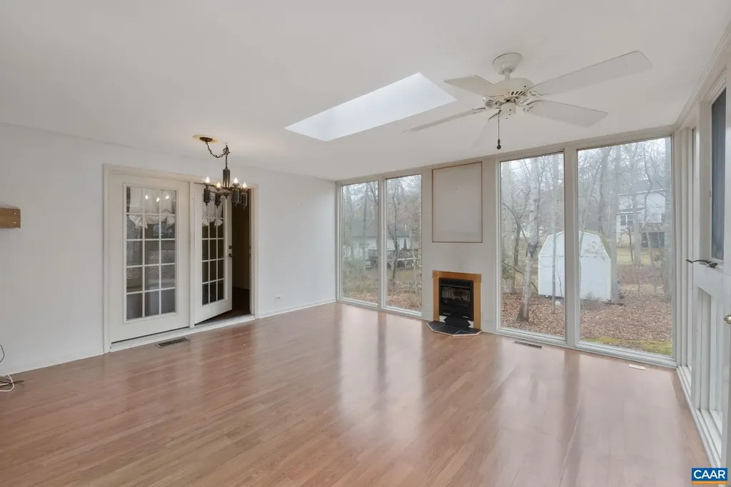 6 Pinehurst Road Palmyra VA 22963