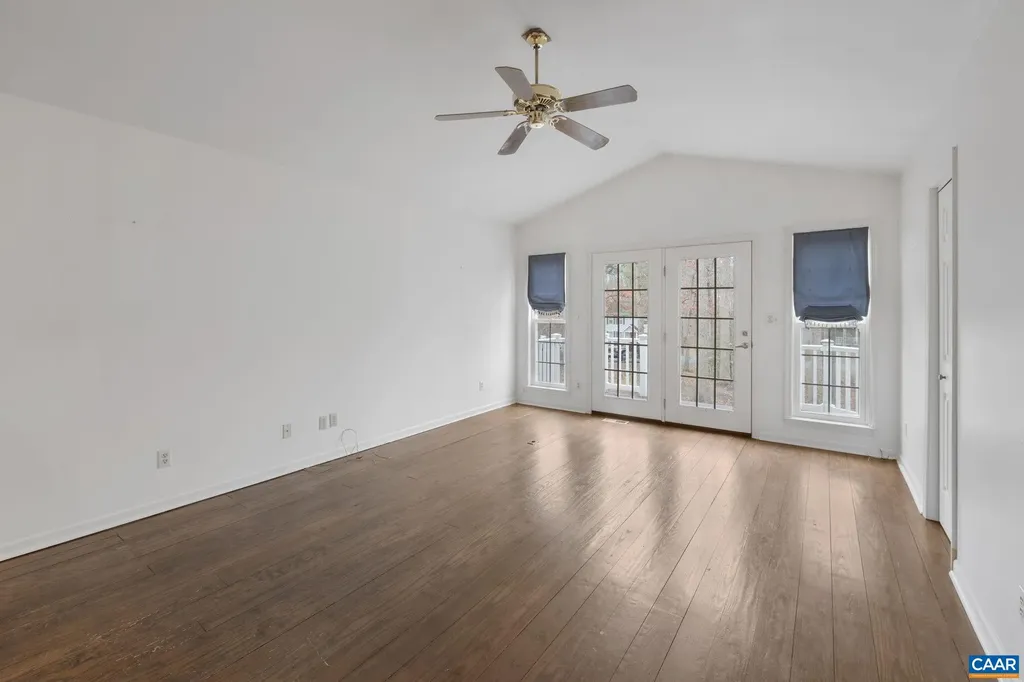 6 Pinehurst Road Palmyra VA 22963