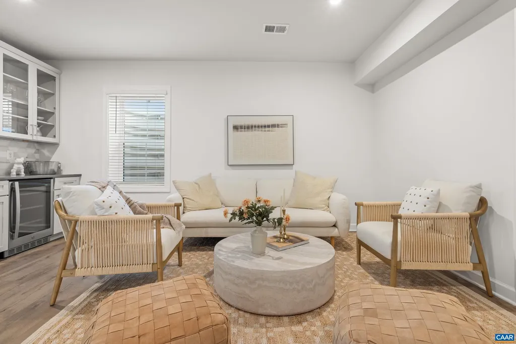 42C Whisperwood Court Troy VA 22974
