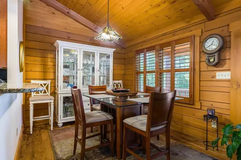 16252 Crabtree Falls Highway Vesuvius VA 24483
