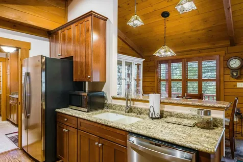 16252 Crabtree Falls Highway Vesuvius VA 24483