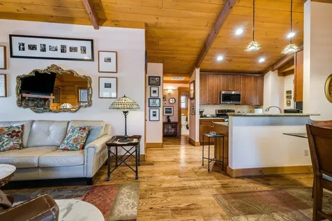 16252 Crabtree Falls Highway Vesuvius VA 24483