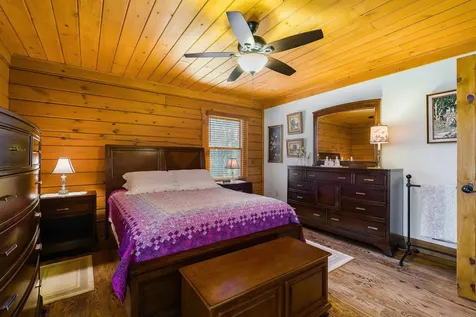 16252 Crabtree Falls Highway Vesuvius VA 24483
