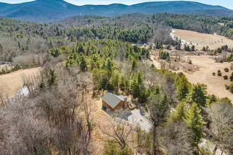 16252 Crabtree Falls Highway Vesuvius VA 24483