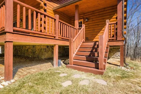 16252 Crabtree Falls Highway Vesuvius VA 24483