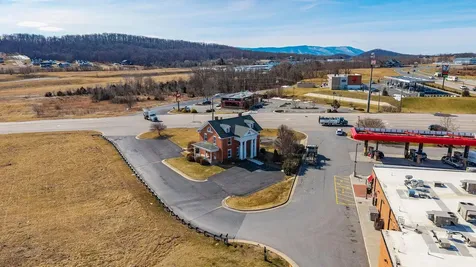 30 Ladd Road Fishersville VA 22939