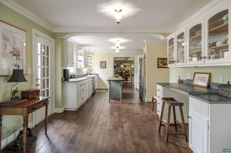21 Deer Path Charlottesville VA 22903
